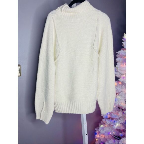 NWT Universal Thread Small Cream Mockneck Pullover Sweater Women's - Picture 5 of 7